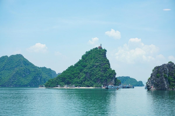 HA LONG BAY 1 – DAY TOUR SCHEDULE